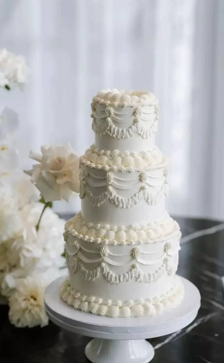 Trend Alert 2024 Wedding Cake Trends Pure Invitation Wedding Invites